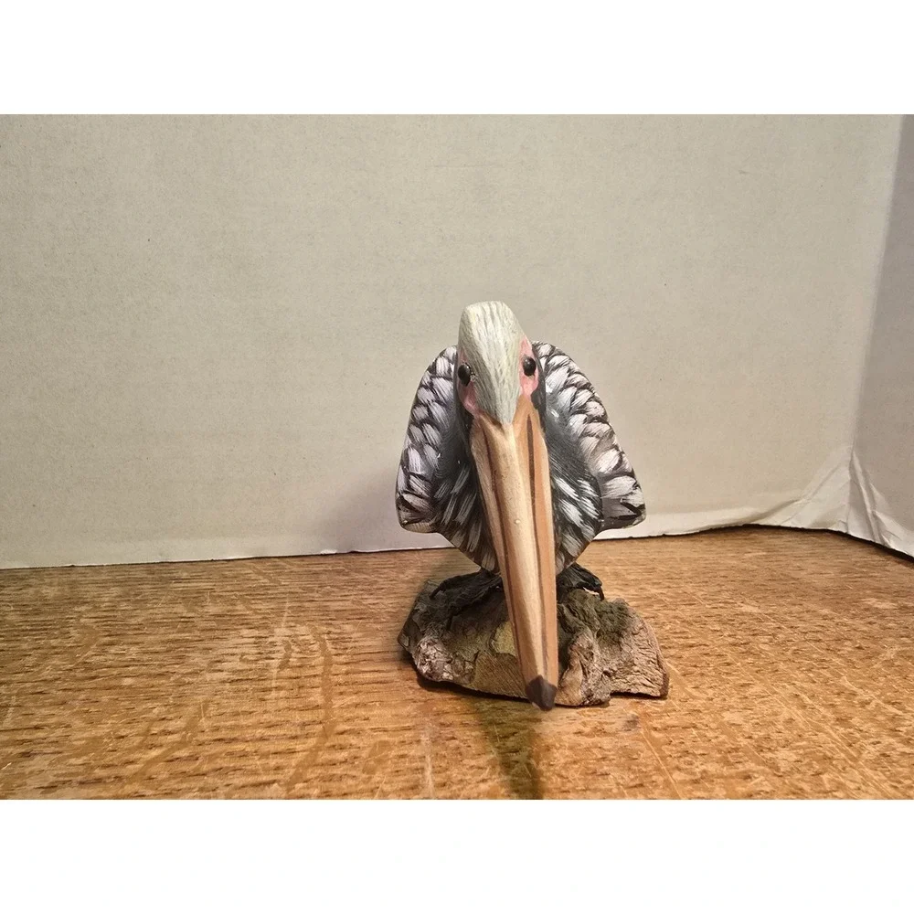 N/A pelican wooden